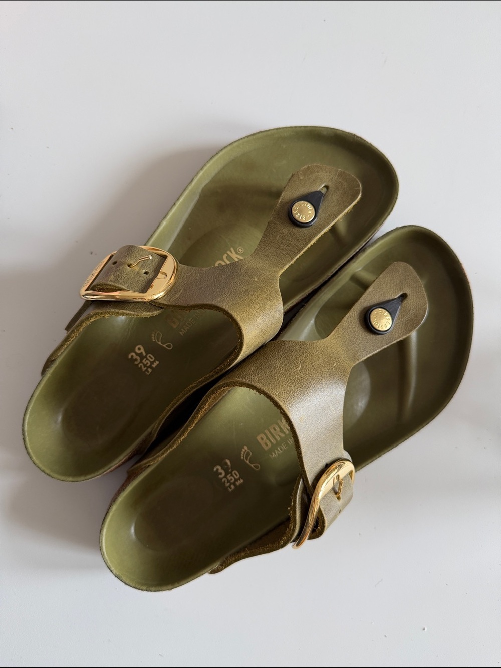 Gizeh Birkenstocks olive green size 39